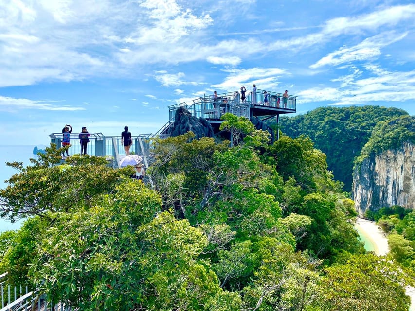 From Krabi: Hong Islands Day Trip by Speedboat with Lunch - From Krabi hotels to the private pier, with a real briefing
