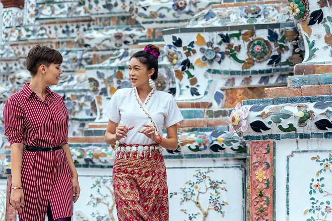 Full Day Bangkok PRIVATE City Tour With Locals - Wat Trimit & Wat Pho tickets - Private guide flexibility with real-world pacing