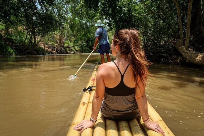 Full Day Elephant Bathing and Bamboo Rafting Tour in Chiang Mai - Getting from Chiang Mai Town to Mae Taman: the Quiet Start