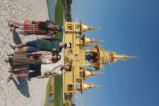 Full Day Group Tour in Chiang Rai - Choui Fong tea plantation, a pause that breaks up the temple-heavy day