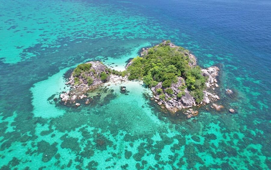 Full-Day Koh Lipe 5 points Snorkeling (East Zone) with Lunch - Hotel pickup, longtail boat ride, and what you should watch for