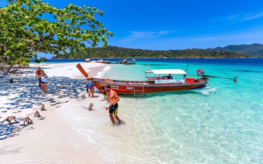 Full-Day Koh Lipe 7 points Snorkeling Experience with Lunch - Rong Nam Jabang: Soft Corals and That Seven-Color Look