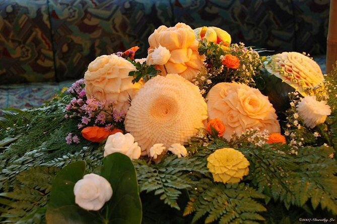 Full Day Professional Thai Fruit and Vegetable Carving Class - Getting set up: tools, materials, and a free carving knife