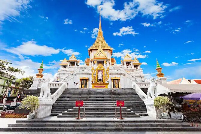 Full Day Tour in Chiang Rai White Temple and Golden Triangle - Mae Khachan Hot Spring: stretch your legs and see the geyser area