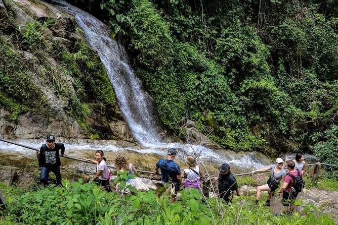 Full-Day Trekking and Sightseeing Tour in Mae Kampong - Quick hits worth knowing