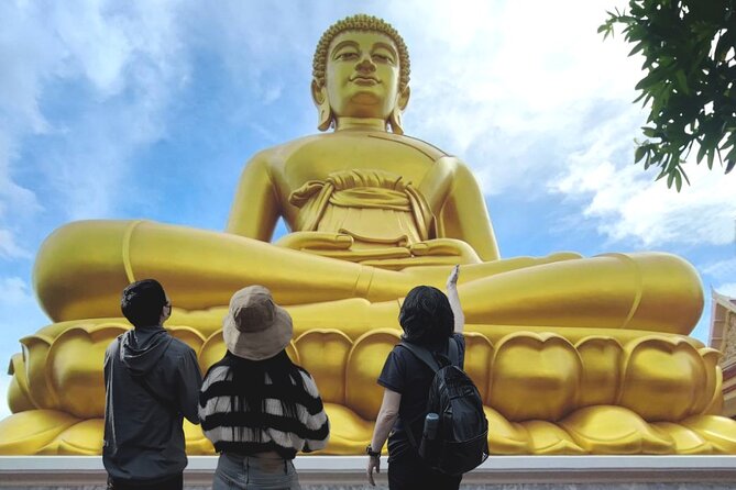 Giant Buddha and Bangkok Local Tour - Wat Paknam Phasi Charoen: merit-making and the giant Buddha