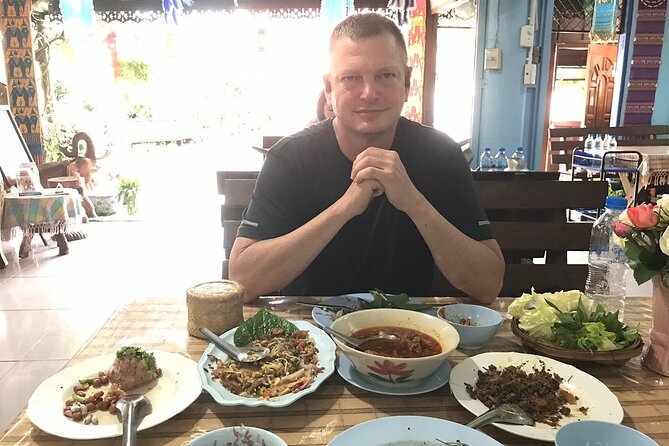 Go where the locals go, Eat what the locals eat! Food Tour with Local Foodies - Logistics that help you actually enjoy the day