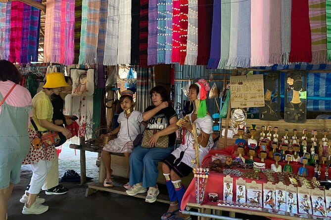 Golden Triangle , Old City, National Park : One Day Join Tour - A Full Day Moving North From Chiang Rai