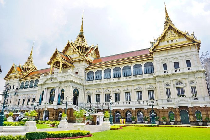 Grand Palace Glory and Emerald Buddha : Half-Day Tour in Bangkok - Best-fit travelers and who should choose private
