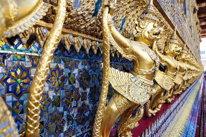 Grand Palace Glory and Emerald Buddha : Half-Day Tour in Bangkok - Should you book this half-day Grand Palace and Emerald Buddha tour?