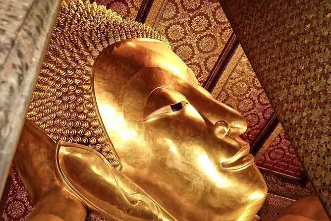 Grand Palace & Temples of Bangkok - 8:30 am start and the dress code reality check