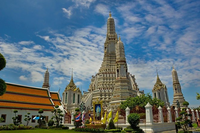 Grand Palace & Temples of Bangkok - Stop 2: Wat Phra Kaew and the Emerald Buddha