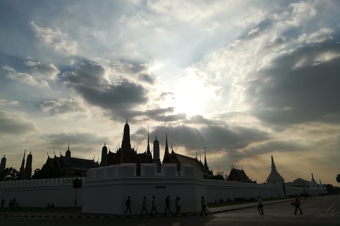 Grand Palace & Temples of Bangkok - Stop 4: Wat Arun, the Temple of Dawn