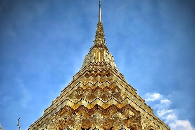 Grand Palace , Thai dance & Fun street walk in Bangkok - Pickup and small-group flow, the hidden value in logistics