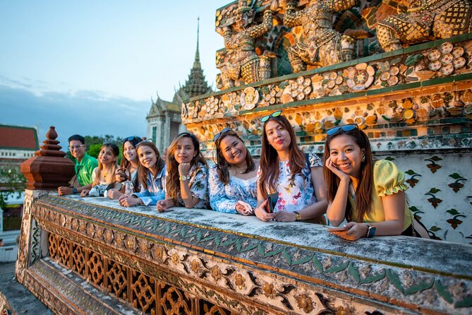 Grand Palace & Wat Arun Immersive Guided Walking Tour 3-Hour - Small-group comfort and why the guide quality matters
