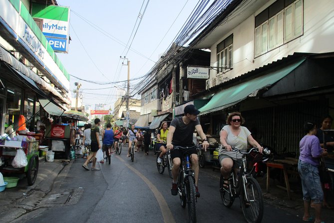 Green Bangkok Bicycle Tour - The route’s big idea: backstreets, communities, then a green break by boat
