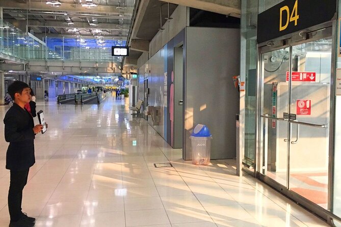 Guided Arrival Fast-Track Service: Bangkok Suvarnabhumi Airport - Time on the Clock: About 45 Minutes, With Real-Life Buffer