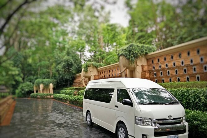 Half Day Car Hire with an English Speaking Driver in Chiang Mai - Hotel pickup and comfort details that save real minutes