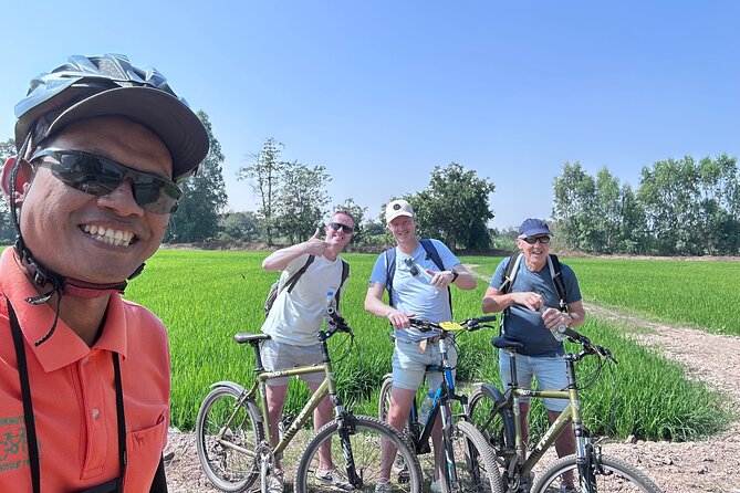 Half Day Countryside Cycling in Sukhothai - The Dirt Road Through Rice Paddies, Plus Seasonal Surprises