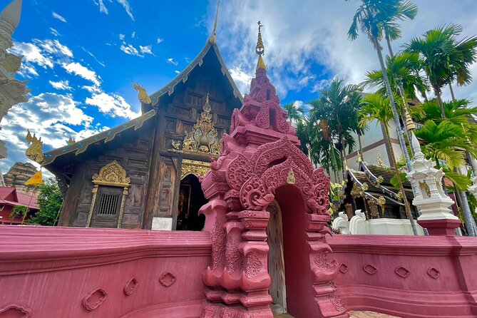 Half day Doi Suthep Temple and city temples (Private tour) - Wat Phra That Doi Suthep: 306 steps, cable car, and golden stupa views