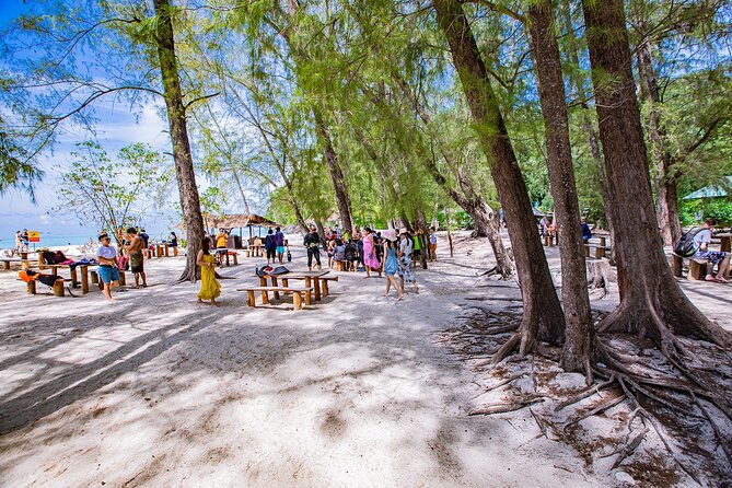 Half-Day Morning Bamboo Island Tour from Phi Phi by Longtail Boat - Lunch on the beach: what’s included, and what to expect if timing shifts