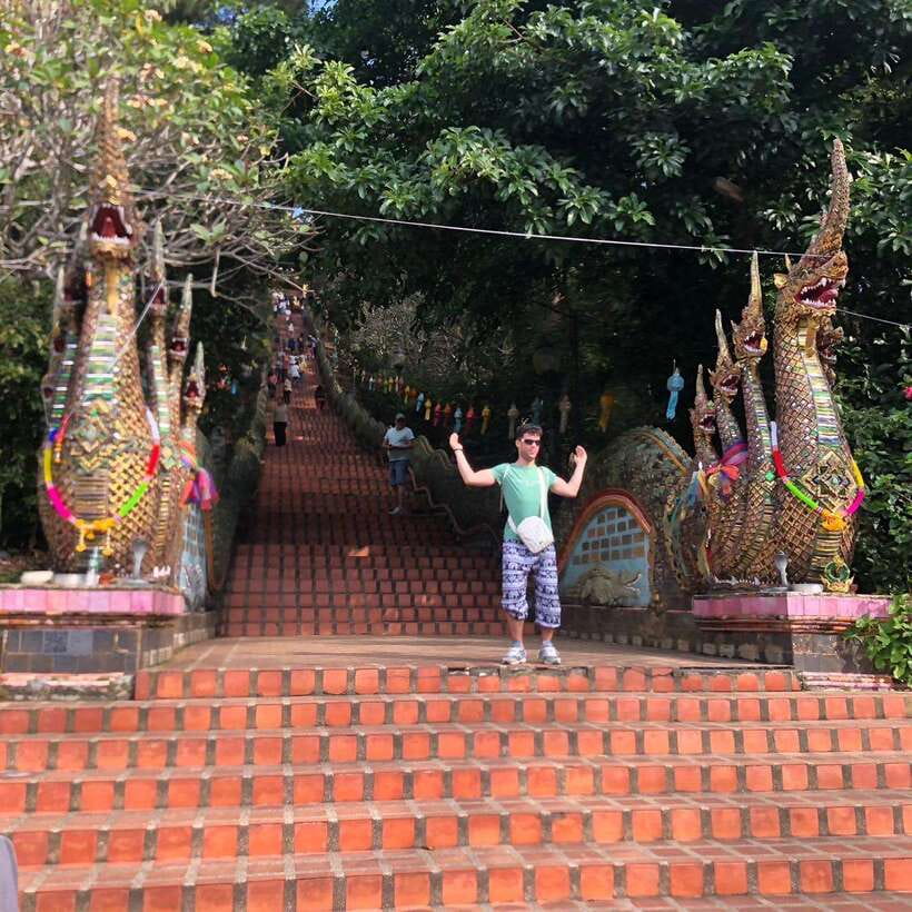 Half Day Morning Wat Pha Lat & Wat Phra That Doi Suthep Tour - Wat Phra That Doi Suthep: The 306 Steps, the Relic Pagoda, and the Best Views