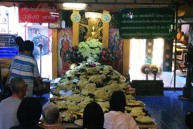 Half Day Phra That Doi Kham Temple and Royal Park Rajapruek (Private Tour) - Price and value: what $84.49 per person is really buying