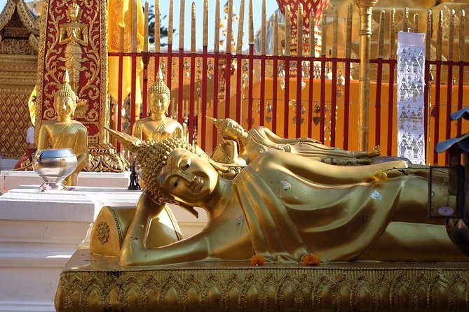 Half Day - Small Group - Doi Suthep Temple and Hmong Village Tour - Small group tours matter more than you think (max nine)