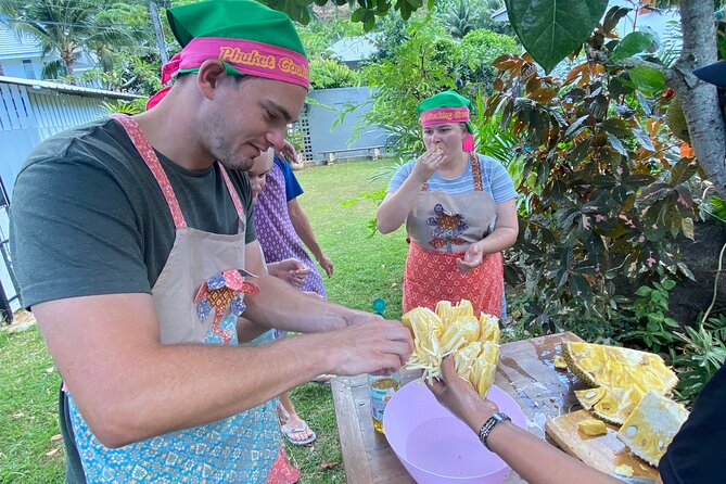 Half day Thai cooking Class + Market tour+Garden tour - What you eat: the point of all that market work