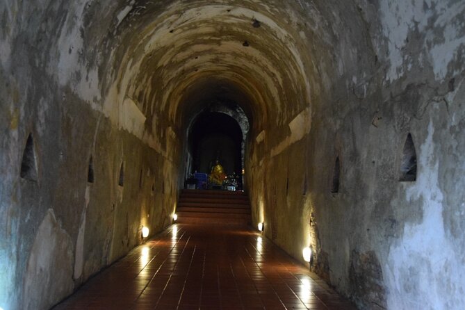Half Day Umong Temple and Monk Chanting at Doi Suthep Temple ( Private tour) - Why starting at 2:30 pm helps with chanting and sunset light