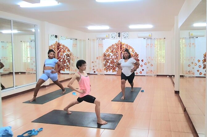 Half-Day Yoga, Meditation, and Thai Cultural Immersion in Chiang Mai - Wat Phra That Doi Saket, Temple Time Plus a Real Local Market
