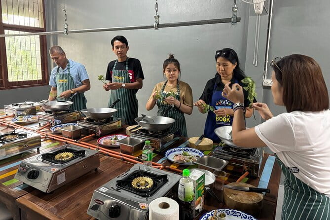 Hands-On Thai Cooking Class Bangkok with Local Chef (Small Group) - Learn Thai Chili Paste From Scratch, Not From a Jar