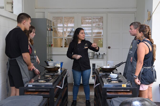 Hands-on Thai Cooking Class & Market Tour in Sukhumvit - Dietary needs: vegetarian, halal, kosher, and common-sense requests