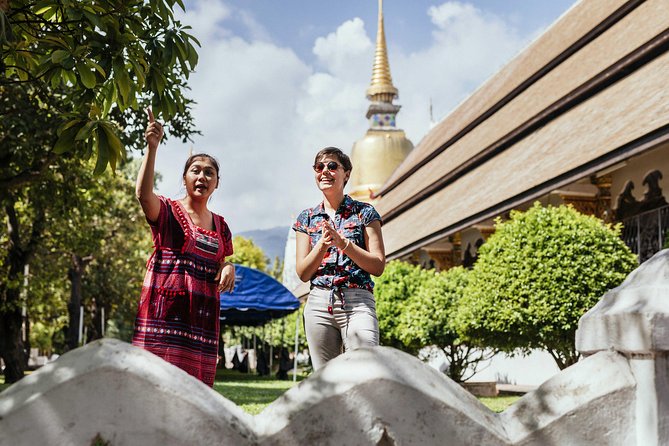 Highlights & Hidden Gems With Locals: Best of Chiang Mai Private Tour - Wat Phra Singh: the temple stop that often steals the show