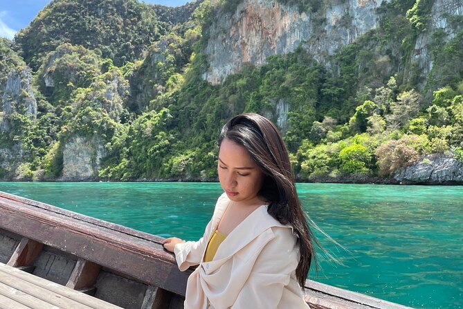 Highlights of Phi Phi Islands - Long-tail boat logistics, basic English, and how the day actually flows