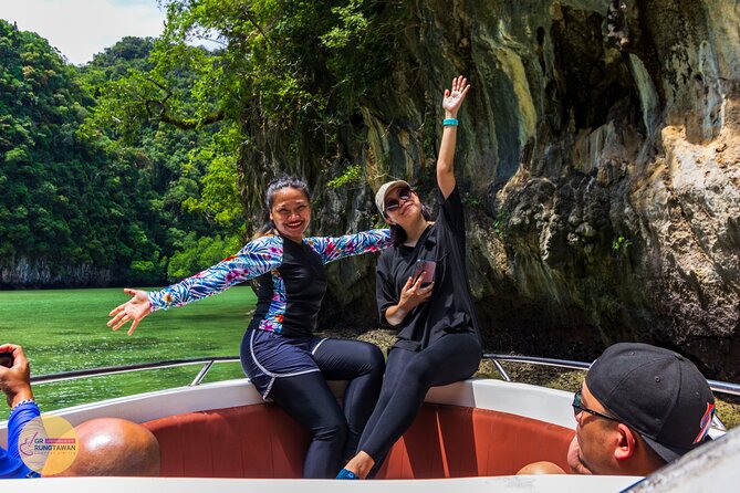 Hong Islands One Day Tour by Speed Boat from Ao Nang, Krabi - Stop 4: Daeng Island snorkeling and why the color of the limestone pops