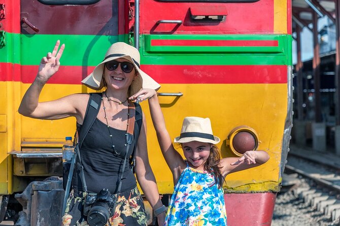 Iconic Markets: Damnoen & Train Market Explore - What the schedule really feels like, start to finish