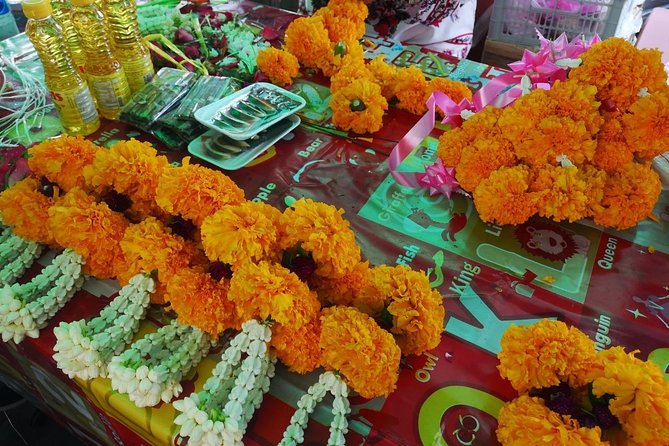 In and around Bangkok Private Tour Guide with Custom Experience - Grand Palace to Temple of the Emerald Buddha: where the day starts strong