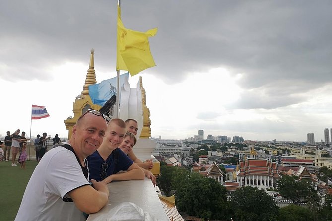 In and around Bangkok Private Tour Guide with Custom Experience - Floating market options: Chao Phraya plus the Damnoen Saduak day type