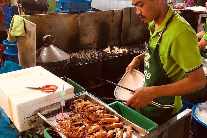 Incredible Bangkok Food Tour - How to pace yourself, eat smart, and not get stomach regret