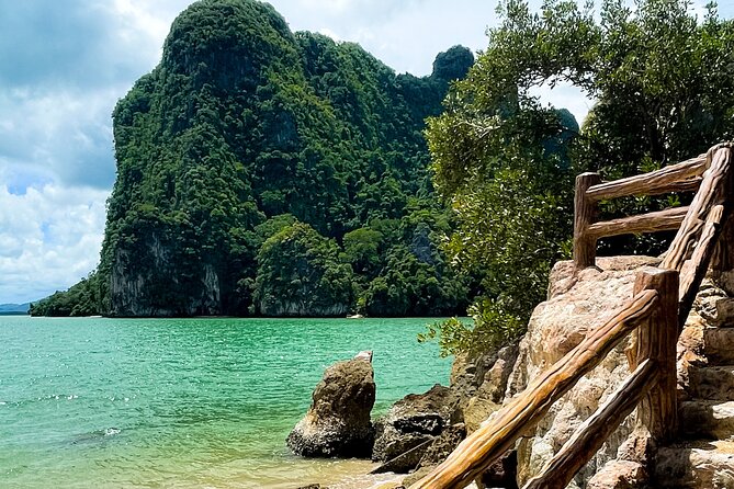 James Bond Hong Islands Sightseeing Canoe - Koh Panyi Floating Muslim Village Lunch: More Than a Stop