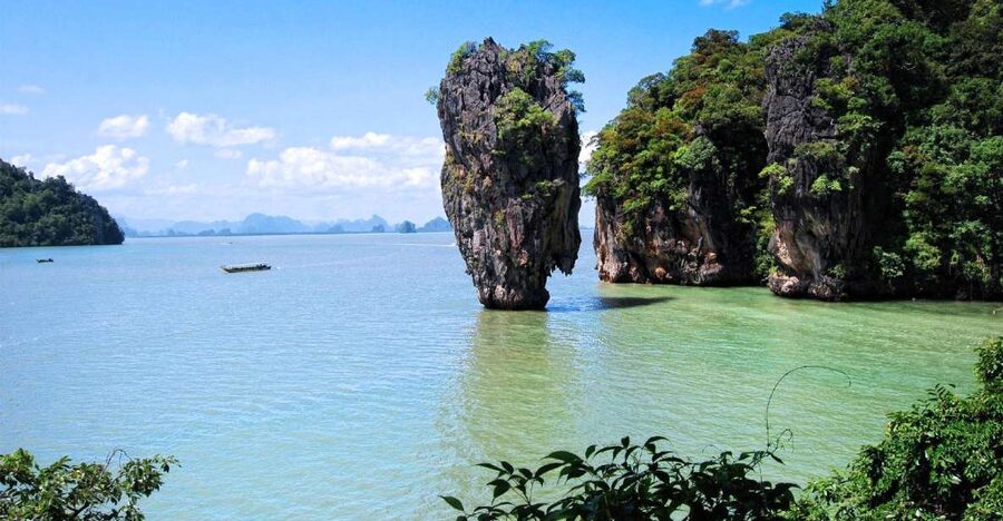 James Bond Island: Sightseeing Tour by Longtail Boat & Kayak - The “James Bond Island” part: more than a single photo stop