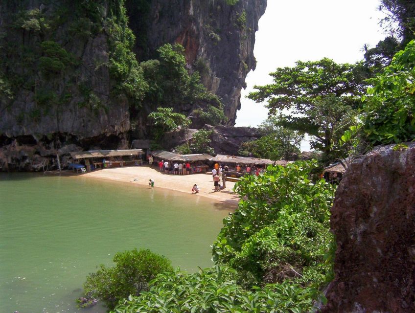James Bond Island: Sightseeing Tour by Longtail Boat & Kayak - Wat Suwan Kuha (Monkey Cave): golden Buddha plus monkey-proofing