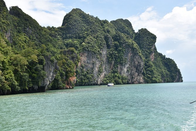 John Gray’s Private Hong by Starlight Tour with Sea Cave Kayaking - Should You Book This Starlight Sea Cave Kayaking Tour?