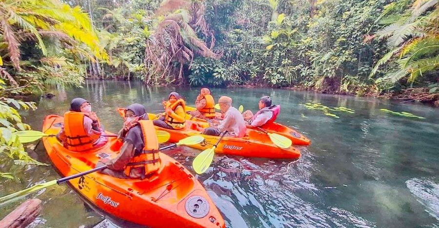 Kayaking and swiming klongrood - Why Khlong Nam Sai feels worth the paddle