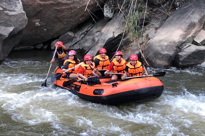 Khampan Rafting: White Water Rafting Guided Adventure in Chiang Mai - The Main Event on the Mae Taeng River: 10 Kilometers and 14+ Rapids