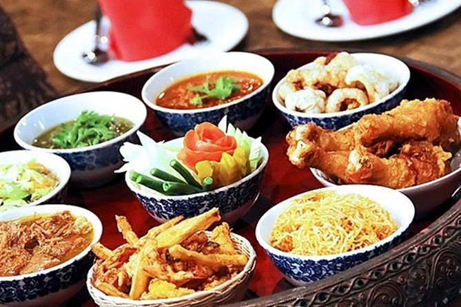 Khantoke Dinner Experience & Cultural Dance Show with Transfers - Your evening timing and why transfers matter