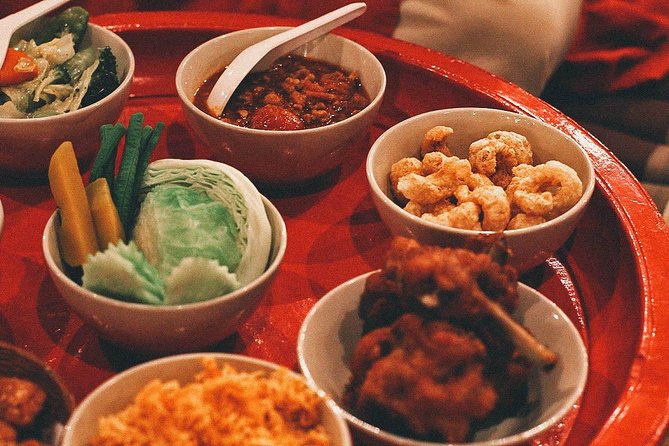 Khantoke Dinner Experience & Cultural Dance Show with Transfers - The food reality: set menu, refills, and how hungry you should be