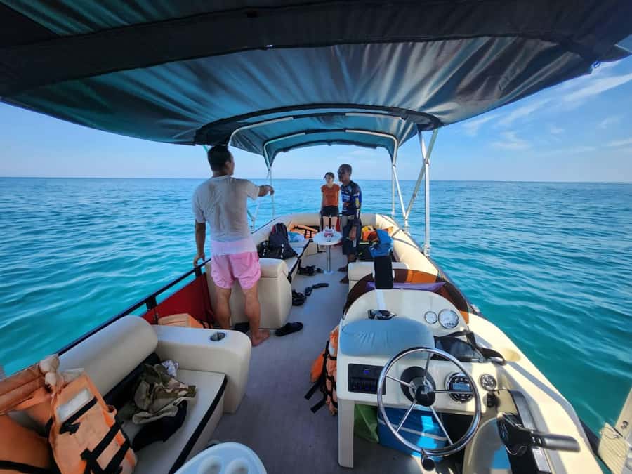 Khao Lak: Khao Na Yak Sightseeing & Snorkeling Small Group - The pontoon speedboat: comfortable, simple, and easy to step in