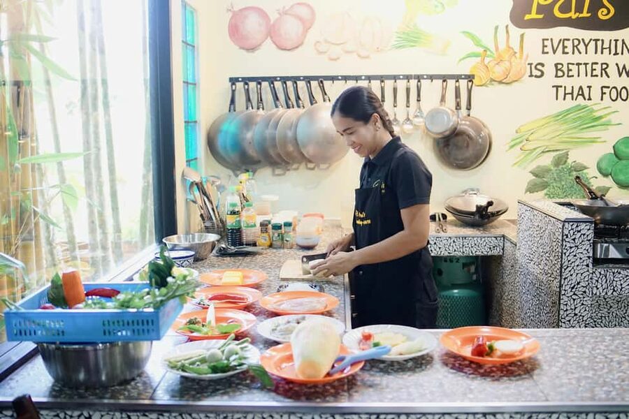 Khao Lak Pui's Authentic Thai Cooking Class - Key highlights